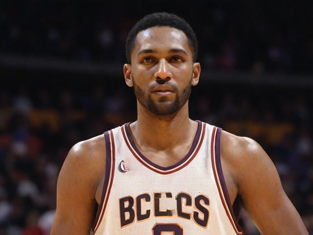 “九游app_ NBA最伟大战役：2000年总决赛的经典要素”，nba2000年总冠军是谁