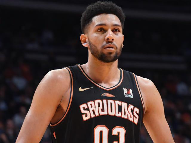 “九游app_ NBA最奇葩的玩笑时刻，球员爆笑全场”，爆笑nba游戏