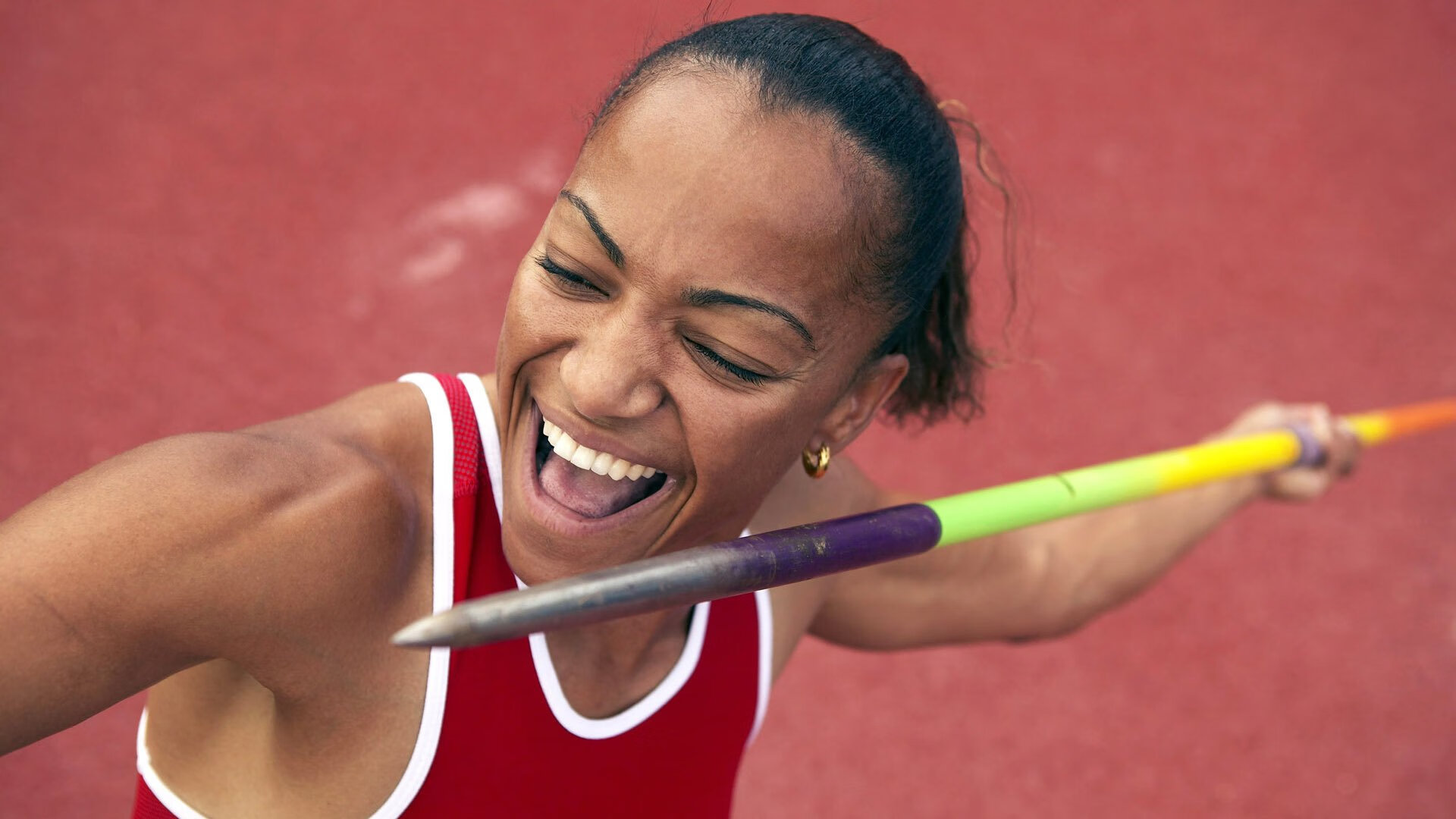 电竞战队的后勤保障：健康饮食与生活服务，电竞战队工作人员